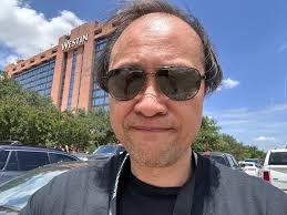 I just want to say thanks to everyone who came up to Rosie and told her  what a good job. She did running her own D&D table. Unlike GaryCon, this  time I