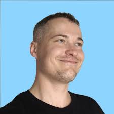 Sarah Roesler (@sarahroeslerr)