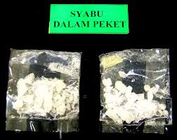 Obat ini dapat menjadi cara menghilangkan kadar sabu yang cepat dan mampu menetrasilir racun dalam tubuh serta membersihkan darah dari racun dengan cara meningkatkan antybodi dalam darah. Gambar Syabu