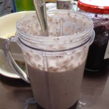 This was good of course. Tasty Easy And Healthy An Oatmeal Smoothie Recipe Delishably Food And Drink