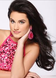 Grand Forks beauty queen in international pageant