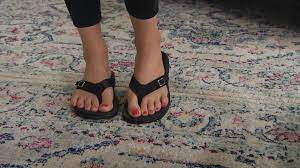 Unsere dienstleistungen im bereich zahnimplantate. Sandra Bennett S Feet Wikifeet