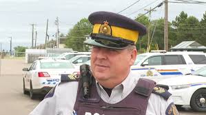 'Very unsettling': P.E.I. man calls 911 after being followed by van with  fake police lights