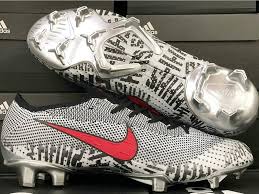 Cea mai recentă coduri promoționale cele mai ieftine kasut bola nike mercurial, sports, athletic & sports clothing on. Touch Down Kasut Bola Kasut Futsal Dan Kasut Bola Murah Facebook
