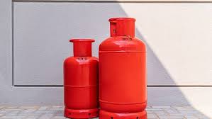 Lpg gas bottle pressure (lpg gas cylinder pressure) varies with temperature. Lpg Cylinder Prices Reduced By 24 In Uae News Khaleej Times