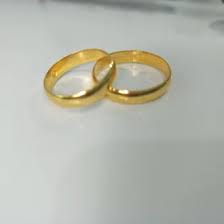 Cincin tunangan ini menggunakan palladium dengan satu mata berlian (clarity: Jual Produk Cincin Sepasang Emas Asli Termurah Dan Terlengkap Juli 2021 Bukalapak