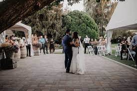 Spring Creek Homestead Yakima Wa Wedding Venue Wedding Venues Masquerade Wedding Wedding
