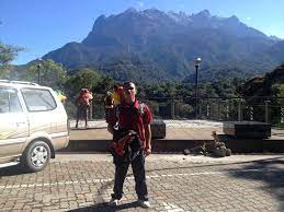 Here you can post a video of you playing the sayang kinabalu chords, so your fellow guitarists will be able to see you and rate you. Ekspedisi Mendaki Gunung Kinabalu Sabah