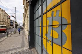 Bitcoin Rallies After Bessent Says Clarity Act at ‘1-Yard Line’