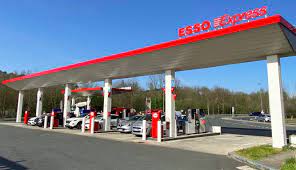 Le marché international support office. Autoroute Une Premiere Station Esso Express Pour Faire Baisser Les Prix Des Carburants