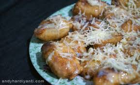 Cita rasa buah pisang memang membuat siapa saja ketagihan. Cara Membuat Pisang Goreng Keju Yang Praktis Dan Lezat Blognya Andy Hardiyanti