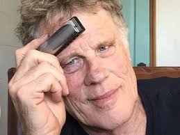 Who's the best custom harp builder?