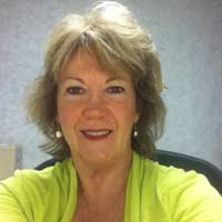 Suzanne Seeley's Instagram, Twitter & Facebook