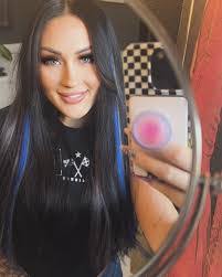 Morgan Willis's Instagram, Twitter & Facebook