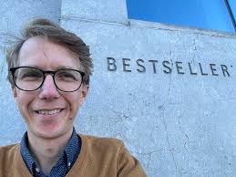 bestsellertech #aifashionplanning #dataisthenewblack