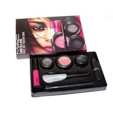 look in a box face kit in sultry diva