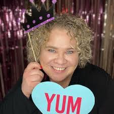 Angie Shaffer's Instagram, Twitter & Facebook