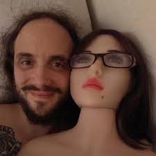 Hello has anyone got any videos I can buy please with recorded episodes of  eastenders and coronation Street please 🙏 please private message me please  thanks 😊