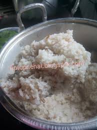 Namun, dalam video tersebut, nasi terus menerus naik ke permukaan. Tips Cara Memasak Nasi Putih Dengan Panci Tips Pola Hidup Sehat