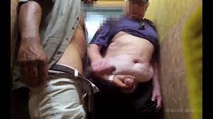 Old Man with man in toilet - manporn.xxx