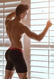 Calzoncillos calvin klein venta y boxer calvin klein en línea la iluminacin particular en los hombres debajo de la ropa est en el programa de la siguiente cincuenta por ciento con el siglo 18 y para el perodo de la mercanca perodo de algodn varios informado ya se han ofrecido. Hombres Guapos En Boxer Calvin Klein Tienda Online De Zapatos Ropa Y Complementos De Marca