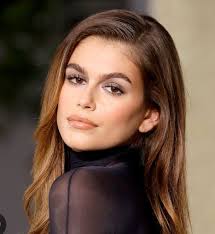 Joss' boyfriend shouldn't have opened the door half naked