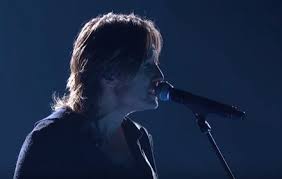 Welcome to the speed of now. 2017 Cma Awards Keith Urban Performs Female Live Video