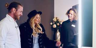 #werbung das erste be gold reel mit den komplettlooks von be gold by belinda gold zu sehen hier auf @belindagoldofficial und auf @hse24 diese looks, sowie weitere mode, schuhe und. Belinda Gold Kommen Sie Mit Ins Neue Haus Des Tv Stars Bau Welt De