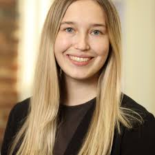 Charlotte Robbins's Instagram, Twitter & Facebook