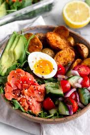 Smoked salmon is a classic breakfast for those days when your palate is feeling more refined and healthy than waffles and sausage allow. Meal Prep Smoked Salmon Breakfast Bowl Paleo Whole30 Eat The Gains