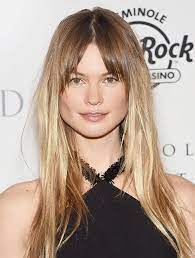 Long layered hairstyles with bangs are now in great demand. Skincare Fringe Hairstyles Natural Hair Color Natural Hair Styles