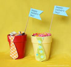 A father's day card is the perfect opportunity to whip a pun out of your back. 100 Diy Father S Day Gifts Lil Luna