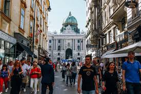 Вена ( город ) — город вена нем.wien флаг герб страна австрия австрия координаты координаты:48°13′00″ с. Stolica Avstrii Vozglavila Rejting Samyh Prigodnyh Dlya Zhizni Gorodov Svitnov Com