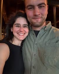 Jessica Mcpeak's Instagram, Twitter & Facebook