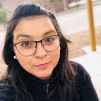 Ellen Munoz's Instagram, Twitter & Facebook