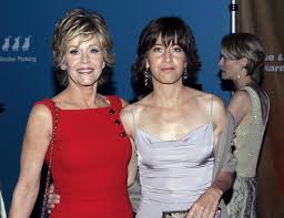Jane Fonda And Vanessa Vadim Guess The Oscar Legend Offspring Jane Fonda Best Actress Award Celebrity Families