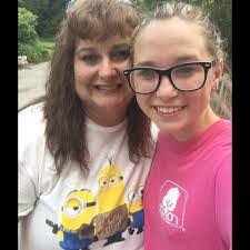 Renee Weakley's Instagram, Twitter & Facebook