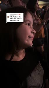 Elizabeth Salazar (@elizabethsalazarrr)