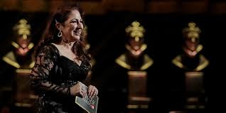 Come on, shake your body baby, do the conga i know you can't control yourself any longer come on, shake your body baby. Conga Down To On Your Feet With Gloria Estefan Official London Theatre