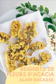 Beignets De Fleurs D Acacia Par Alain Ducasse Recette En 2020 Beignets Plat Sans Viande Alain Ducasse