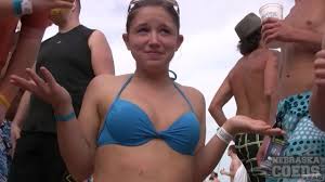 It attracts thousands of students to florida and but the miami beach area was thronged with revellers over the weekend, and many did not appear to be wearing masks or socially distancing. Coke Beach Spring Break Nebraska Girls Flashing Their Tits Brunette Avxxx Online