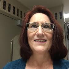 How to transition crochet colors without tying strands together?