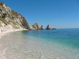 As mentioned above, the conero riviera is set within the conero park, which features 18 trails, for i recommend driving to the top of mount conero, where several trails depart. In Viaggio Verso La Riviera Del Conero Instamamme