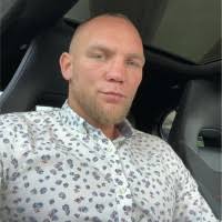 1400+ profils pour “Davey”