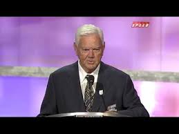 He was an inaugural nascar hall of famer, a nod to an extraordinary career as both a driver and team owner. Nascar Hall Of Fame Induction Junior Johnson Youtube