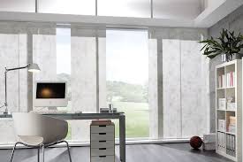 Die lamellen haben eine breite von 127 mm und sind erhältlich in der neutralen farbe weiß. Sonnenschutz Lamellen Vorhange Fur Ihr Buro In Berlin Raumhaus In Berlin Raumhaus