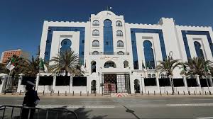 Centre d'études et de recherches constitutionnelles : Afrique Algerie Le Conseil Constitutionnel Reuni Pour Appro