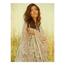 Elan On Instagram Le Coeur Libre Elan Luxury Pret Now Available On Www Elan Pk And In Stores At Maison Elan Karachai And Lahore Fashion Pret Saree