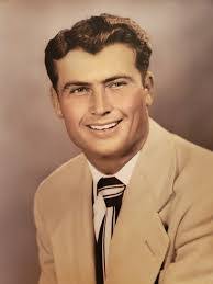 Jenna Salter's Instagram, Twitter & Facebook