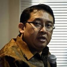 The book is written with a good writing. Fadli Zon Kemungkinan Indonesia Kembali Alami Krisis Seperti 1998 Yang Tumbangkan Orde Baru Salam Online